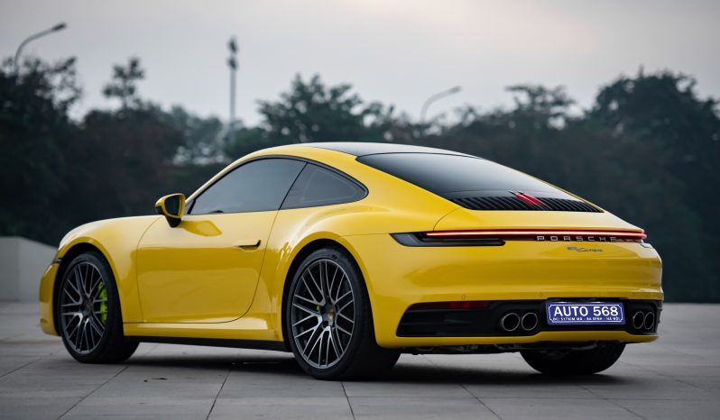 Porsche 911 Carrera 2021 full