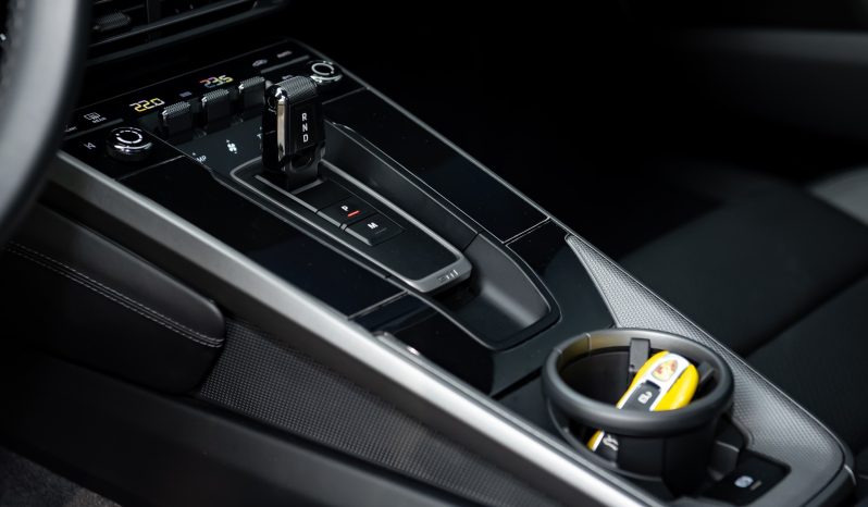 Porsche 911 Carrera 2021 full