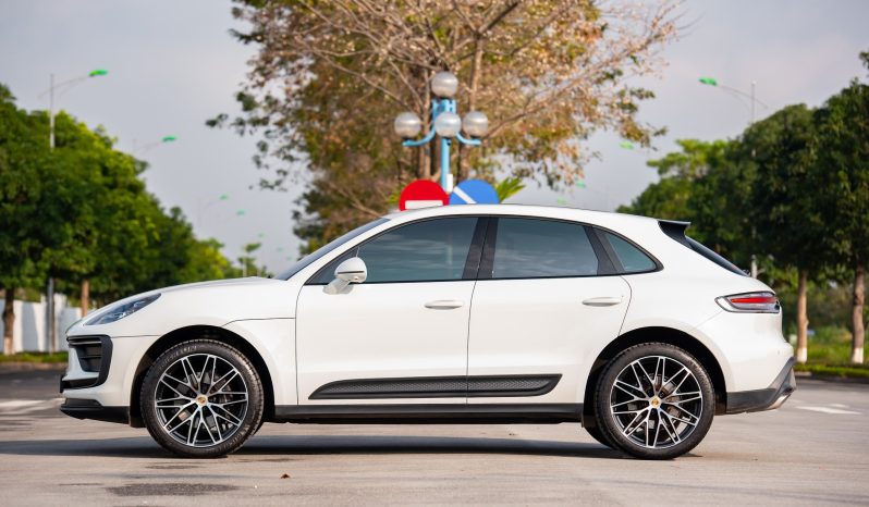 Porsche Macan 2022 full