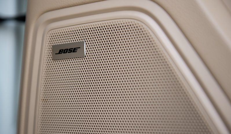 Porsche Macan 2022 full