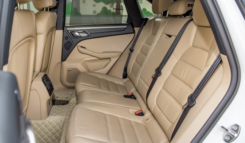 Porsche Macan 2022 full