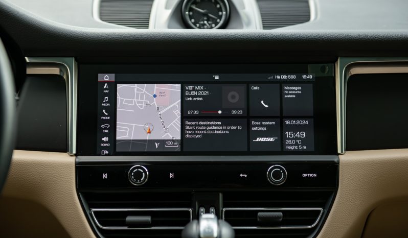 Porsche Macan 2022 full