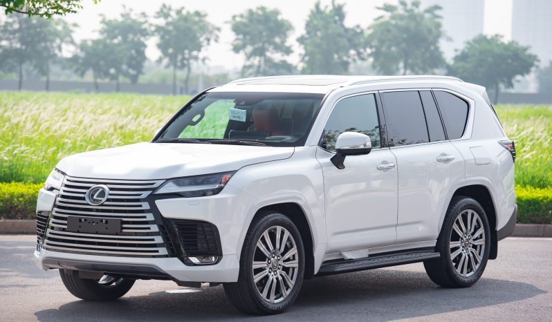 Lexus LX600 Ultra Luxury 2024 full