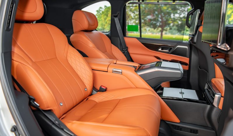 Lexus LX600 Ultra Luxury 2024 full