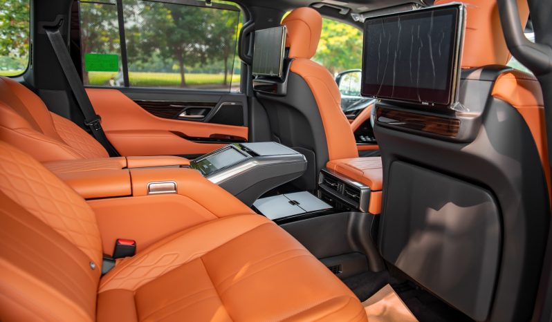 Lexus LX600 Ultra Luxury 2024 full