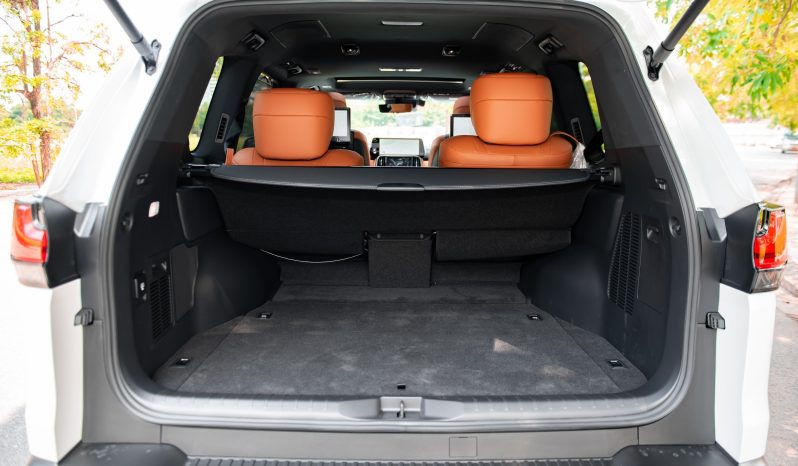 Lexus LX600 Ultra Luxury 2024 full