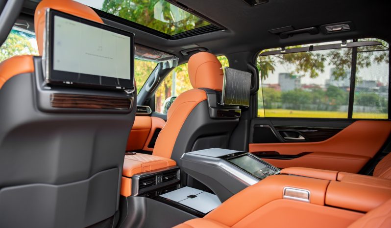 Lexus LX600 Ultra Luxury 2024 full