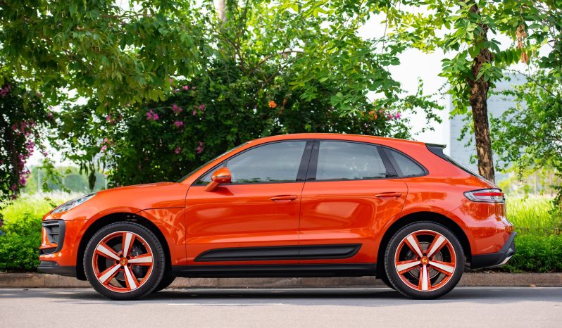 Porsche Macan 2023 full