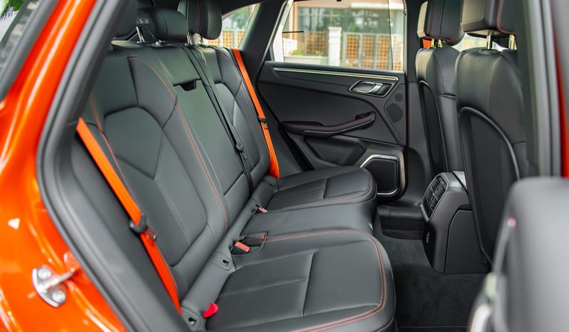 Porsche Macan 2023 full