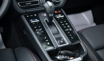 Porsche Macan 2023 full