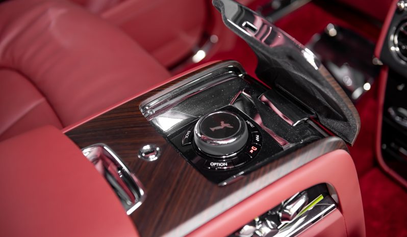 Rolls Royce Cullinan 2025 full