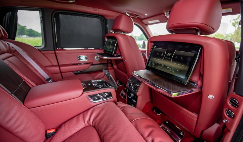 Rolls Royce Cullinan 2025 full