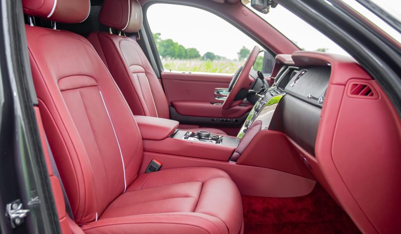 Rolls Royce Cullinan 2025 full