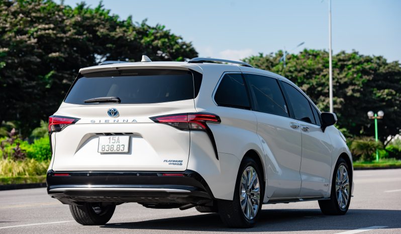 Toyota Sienna Platium 2.5 Hybrid 2021 full