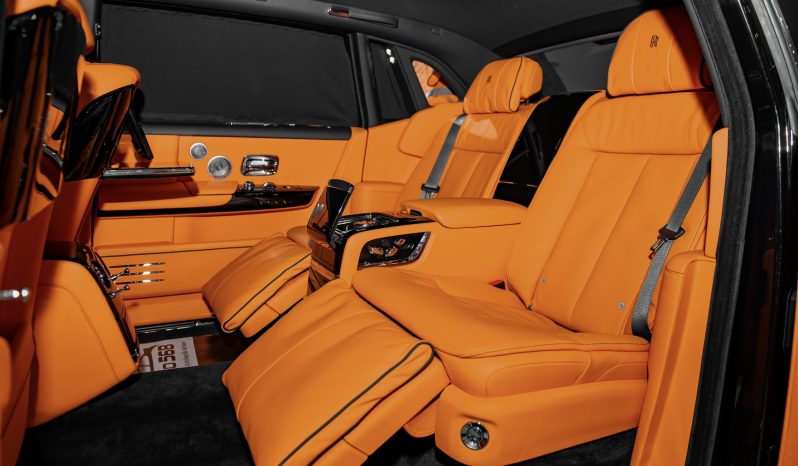 Rolls Royce Phantom VIII EWB 2022 full