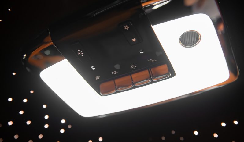 Rolls Royce Phantom VIII EWB 2022 full