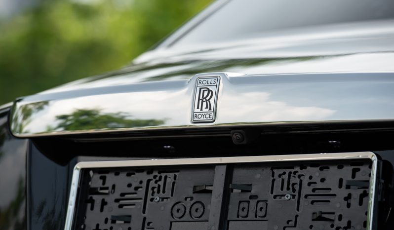 Rolls Royce Phantom VIII EWB 2022 full