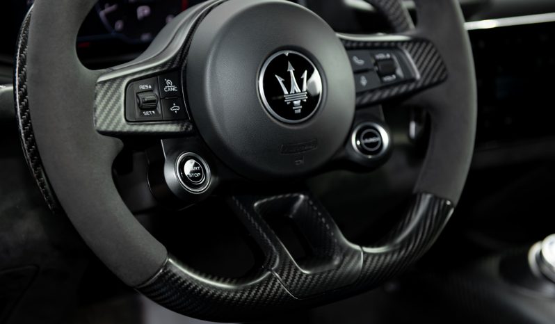 Maserati MC20 2022 full