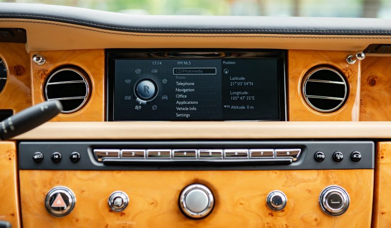 Rolls Royce Phantom VII Series II EWB 2012 full