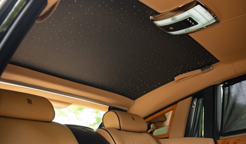 Rolls Royce Phantom VII Series II EWB 2012 full