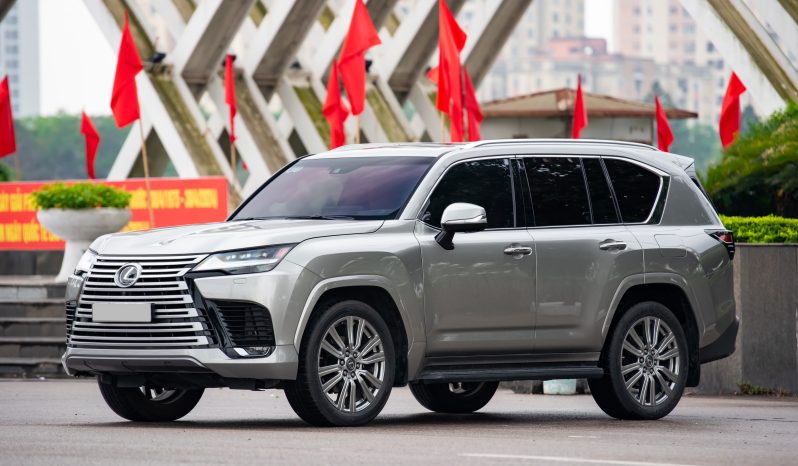 Lexus LX600 Ultra Luxury 2024 full